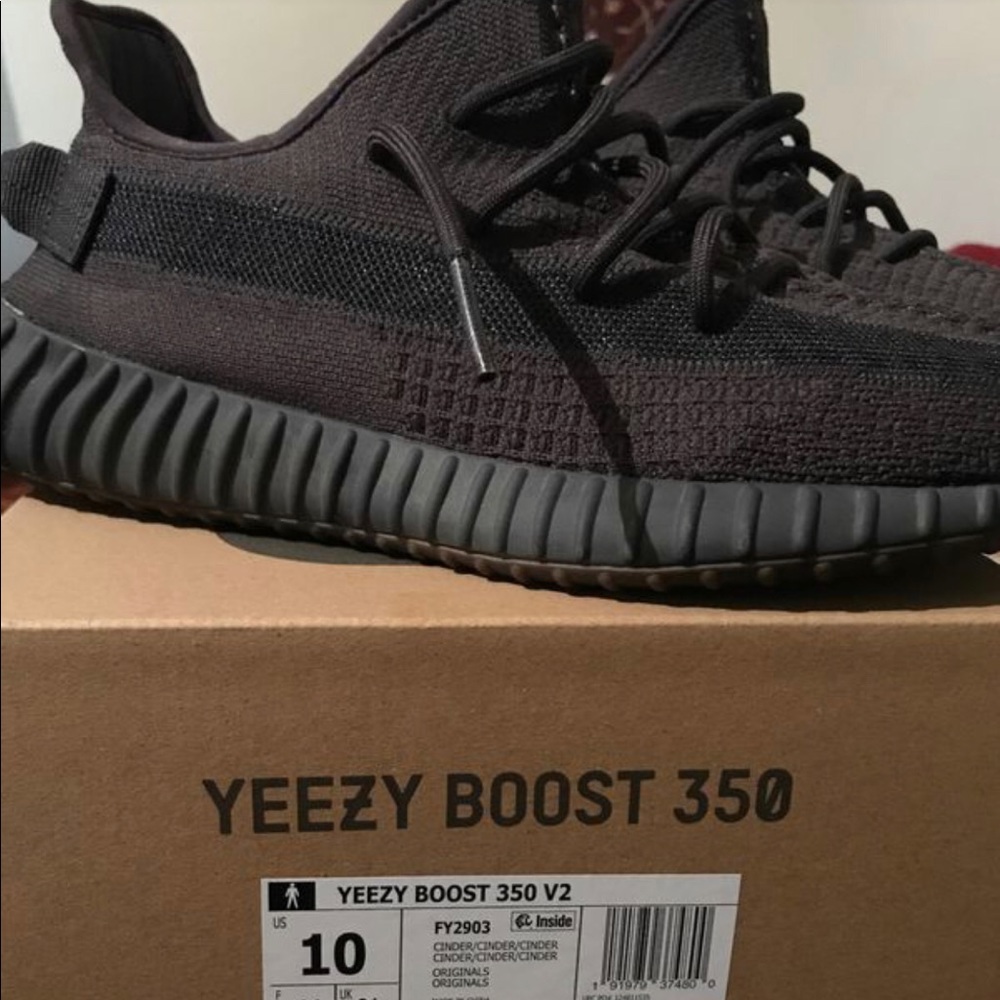 Yeezy boost 350 V2 cinder